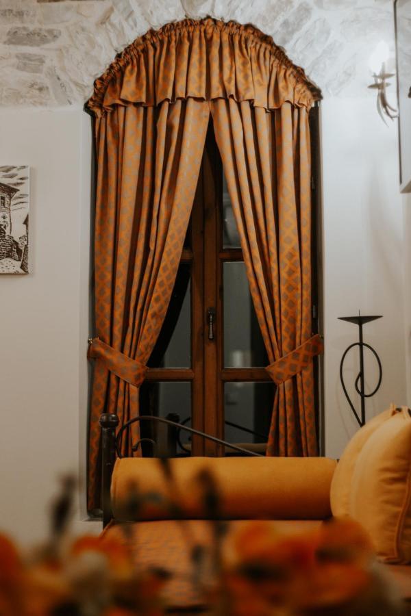 Hotel Ss Kekezi Αργυρόκαστρο Εξωτερικό φωτογραφία
