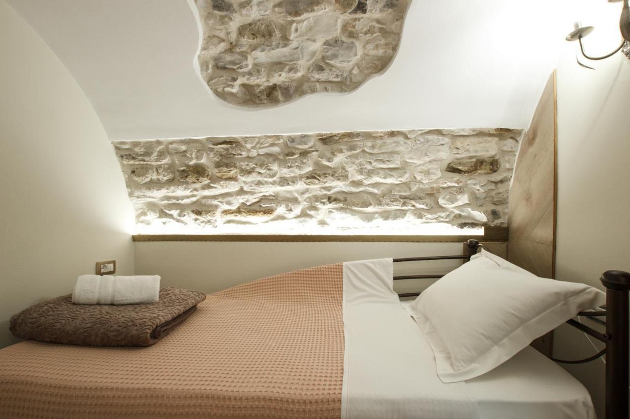 Hotel Ss Kekezi Αργυρόκαστρο Εξωτερικό φωτογραφία