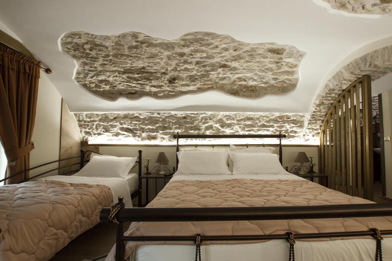 Hotel Ss Kekezi Αργυρόκαστρο Εξωτερικό φωτογραφία